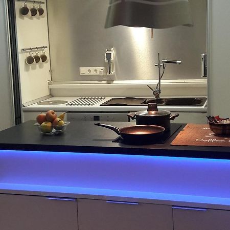 Sova Apartment Lviv Сenter Сity Bagian luar foto