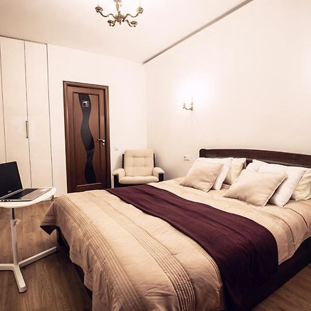 Sova Apartment Lviv Сenter Сity Bagian luar foto