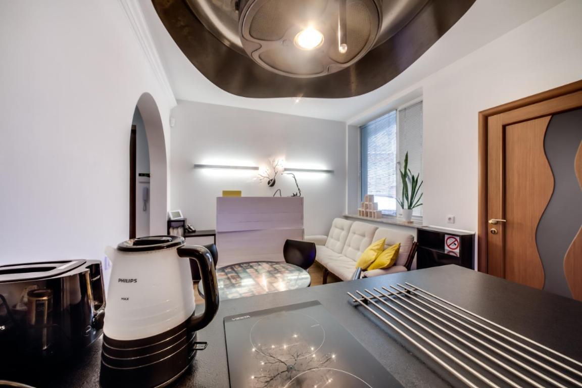 Sova Apartment Lviv Сenter Сity Bagian luar foto